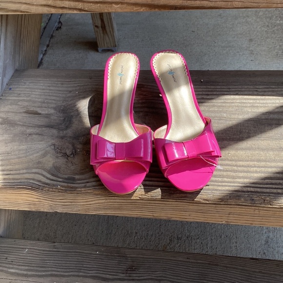 Pink tea toe sandals - Picture 7 of 8